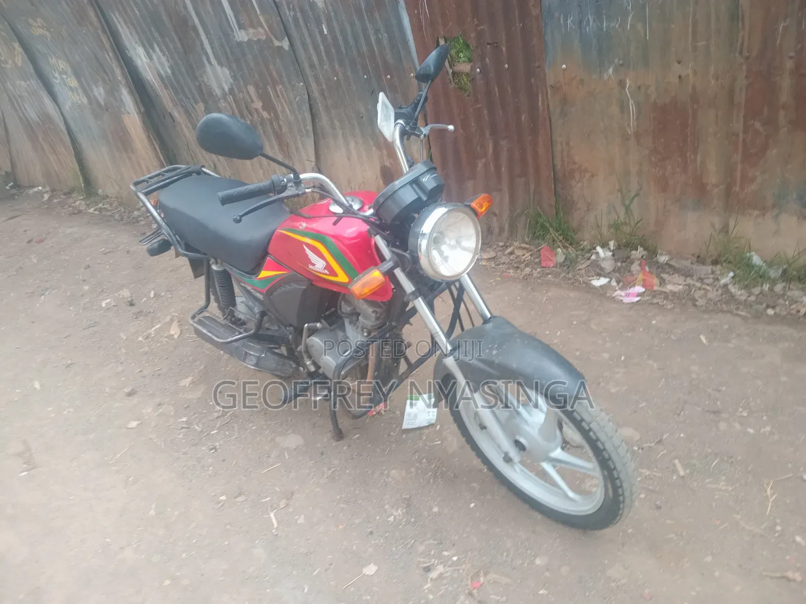 Honda CB 2021 Red