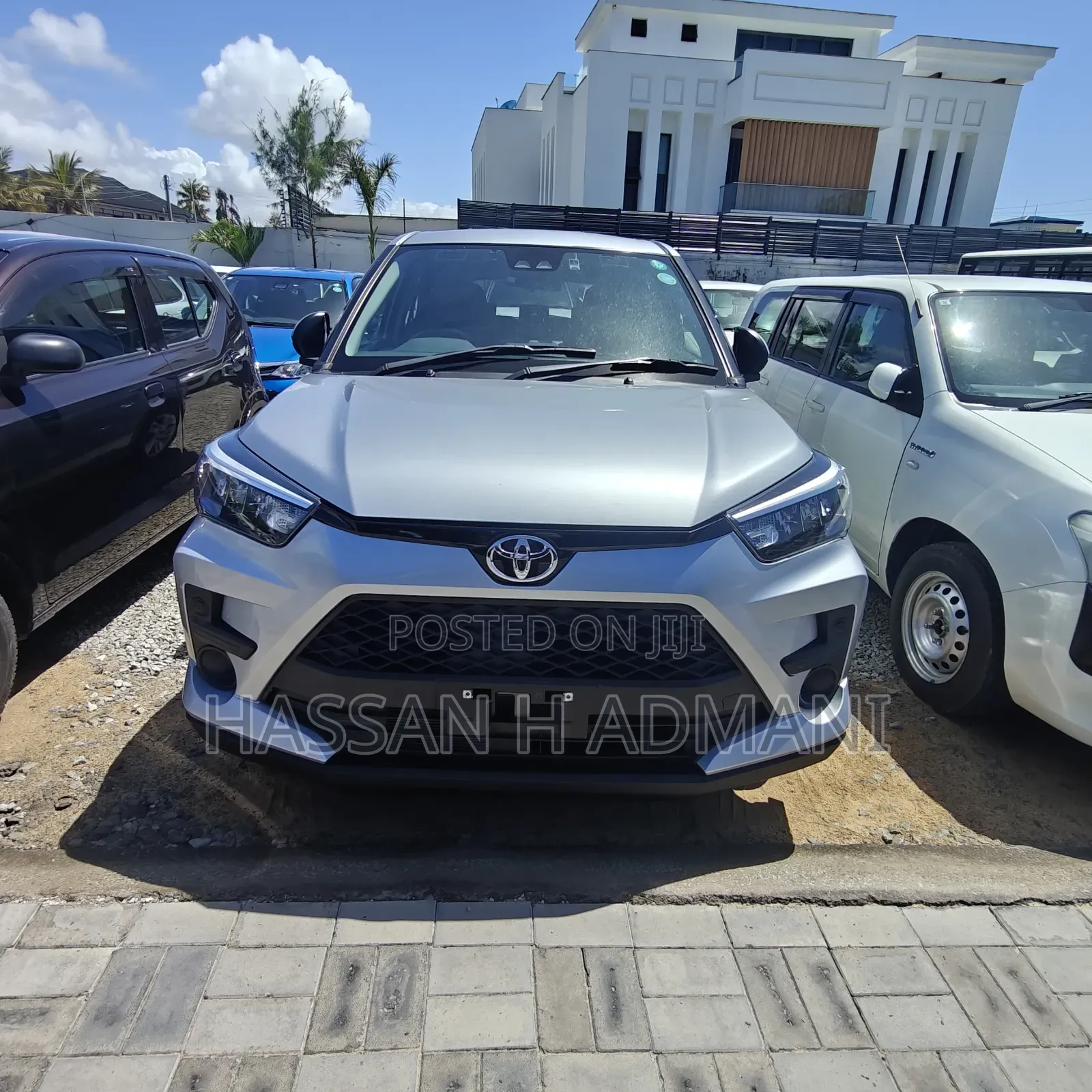 Toyota Raize 2020 Silver
