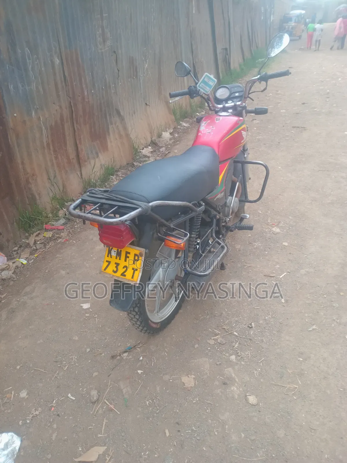 Honda CB 2021 Red