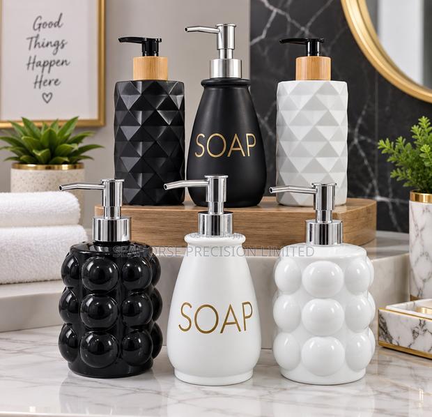 Stylish Soap Lotion Dispenser Set