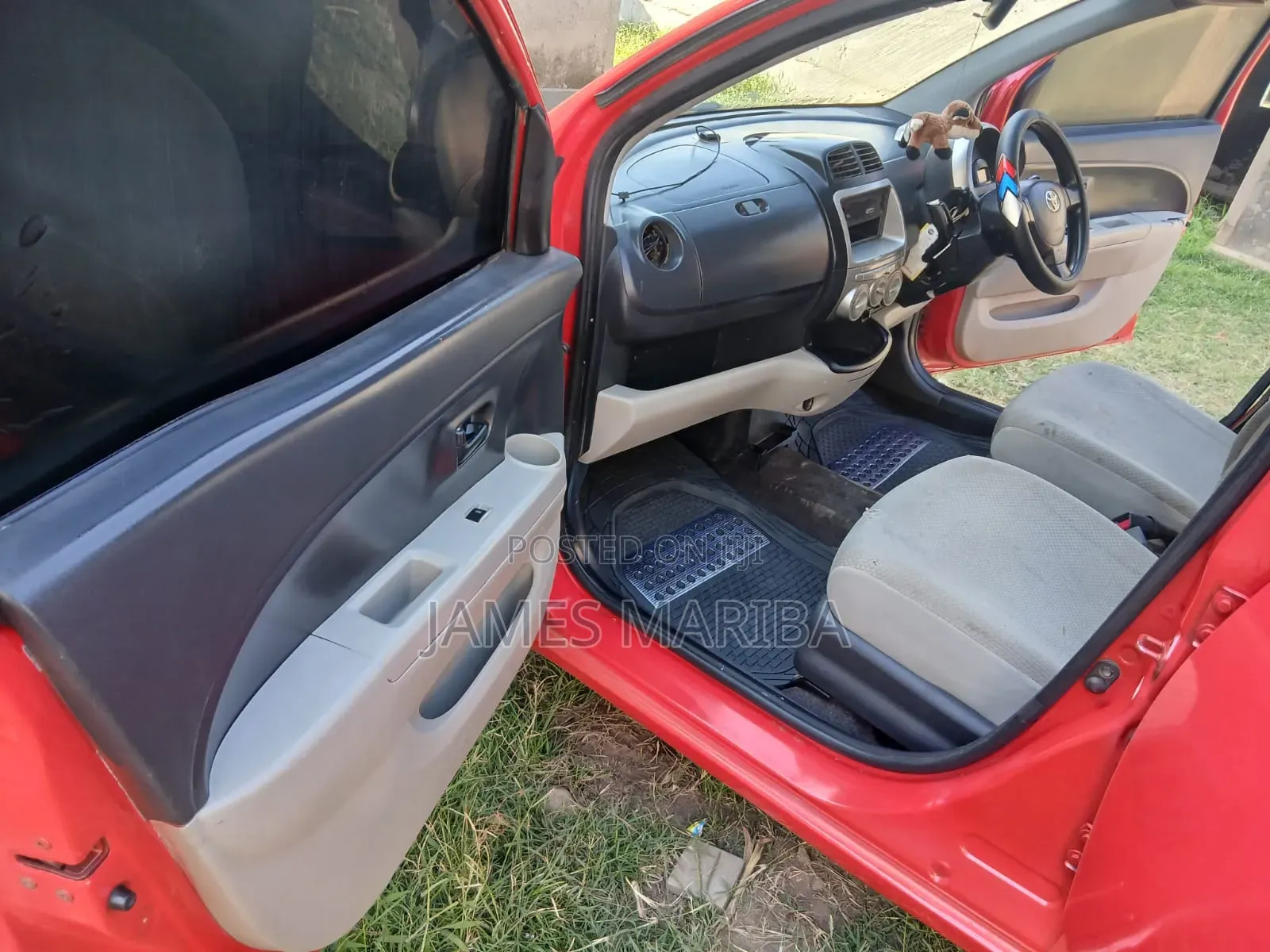 Toyota Passo 2010 Red