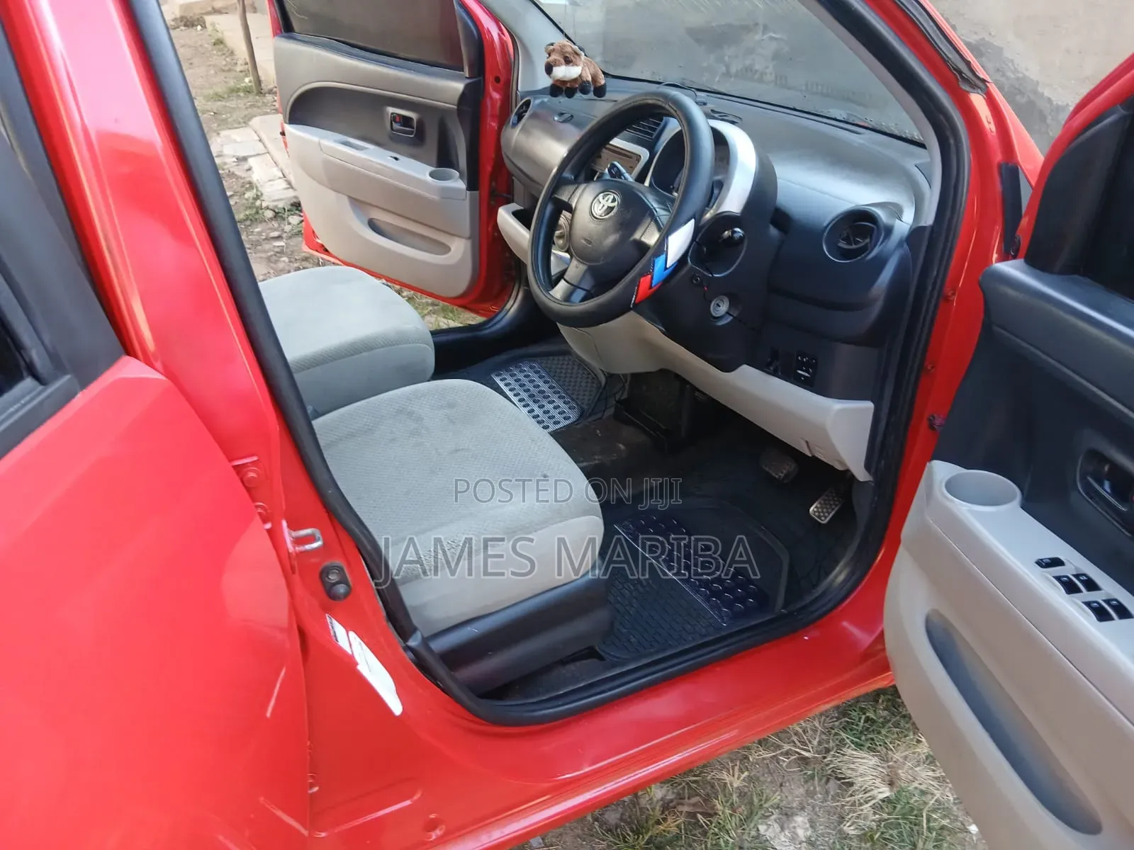 Toyota Passo 2010 Red