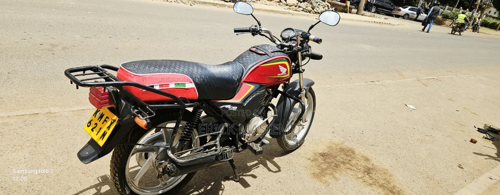 Honda CB 2024 Red