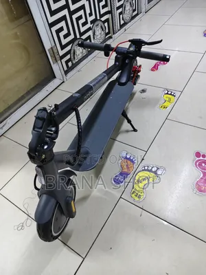 Electric Scooter With Turning Signals for Kids