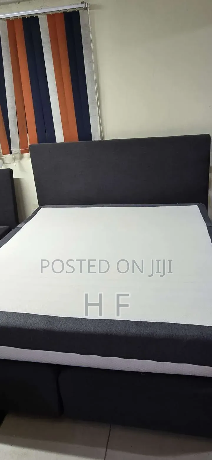 Luxury Modern Grey Split-Base Upholstered Bed Set
With Mattress