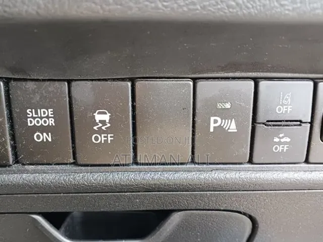 Suzuki Solio 2019 Blue