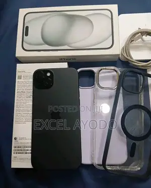 Apple iPhone 15 Plus 128 GB Black