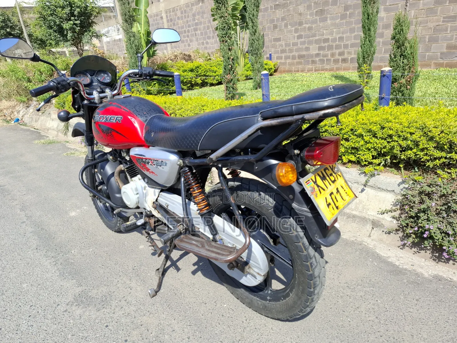 Bajaj Boxer 150 UG 2025 Red