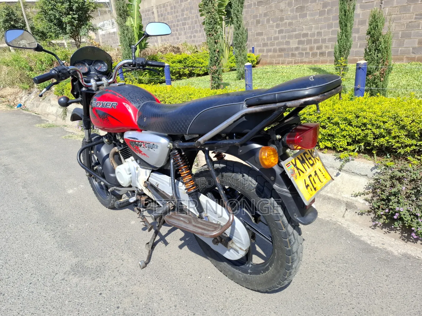 Bajaj Boxer 150 UG 2025 Red