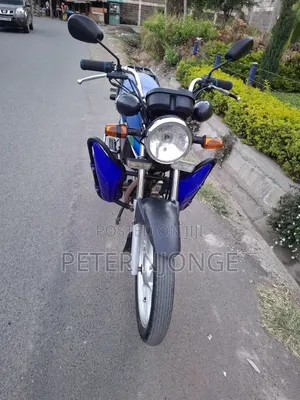 Honda CB 2025 Blue