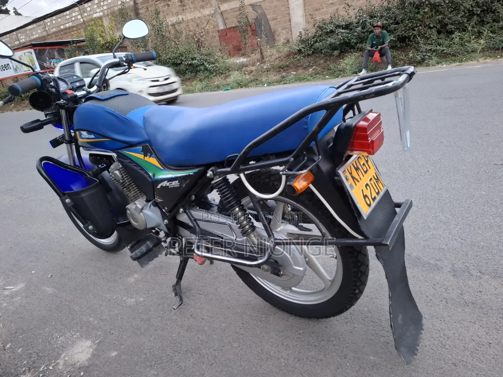 Honda CB 2025 Blue