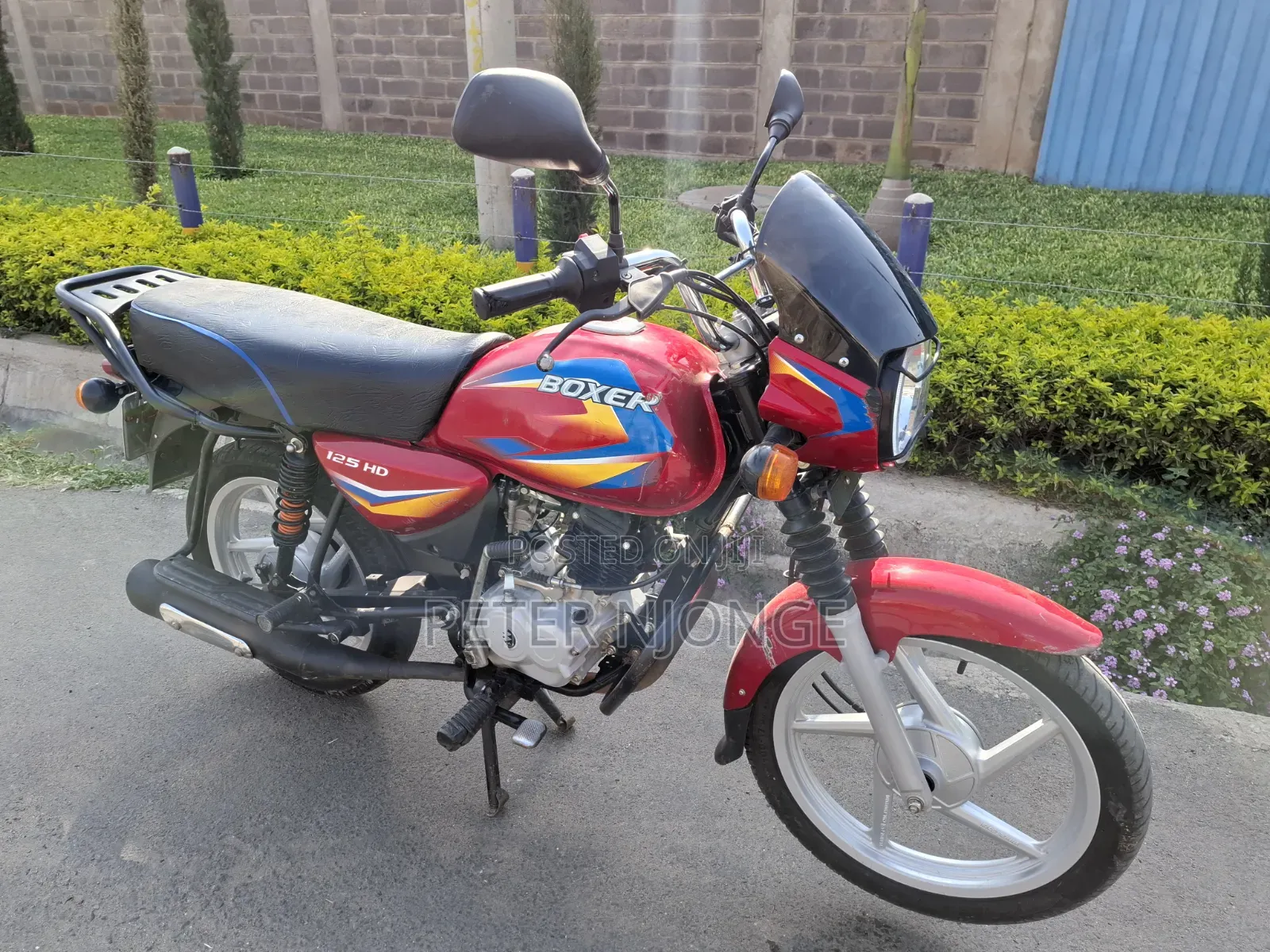 Bajaj Boxer 125 2025 Red