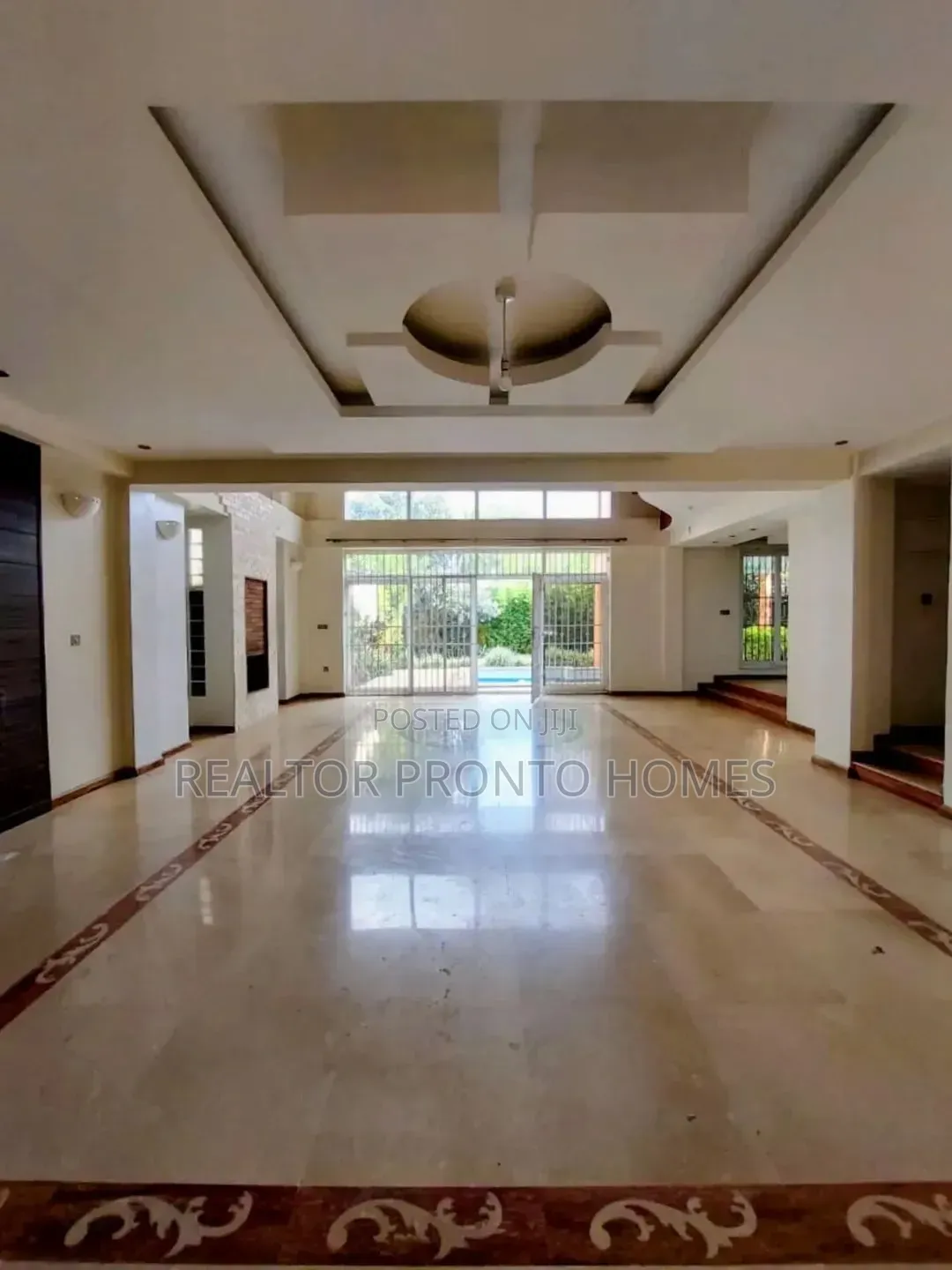 5bdrm Townhouse / Terrace in Lavington, Valley Arcade for rent