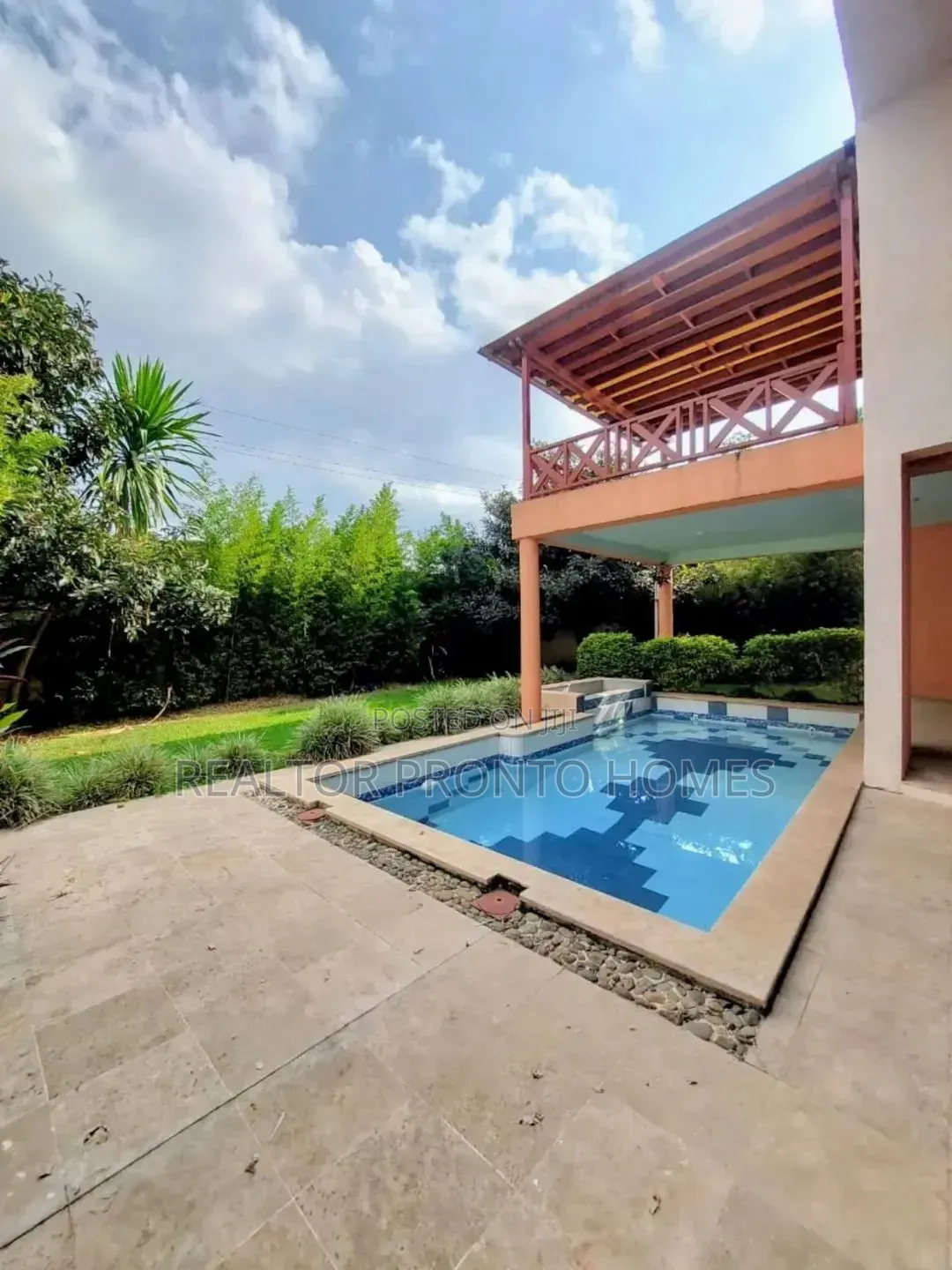 5bdrm Townhouse / Terrace in Lavington, Valley Arcade for rent