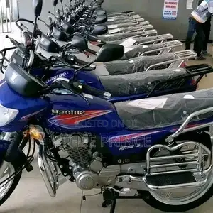 New TVS HLX 125 2021 Blue