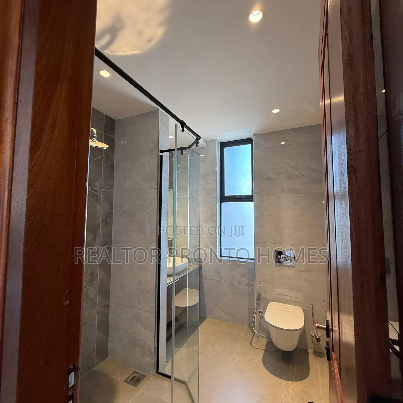 3bdrm Apartment in Riverside Drive for rent
