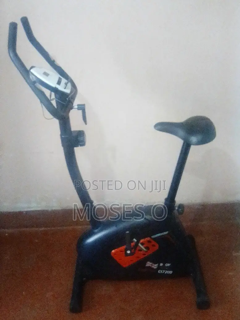 Exercise Bike (Body Sculpture Bc1720)