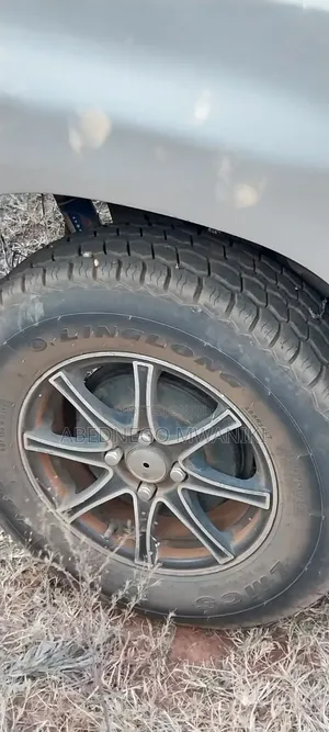 Toyota Succeed 2012 Silver