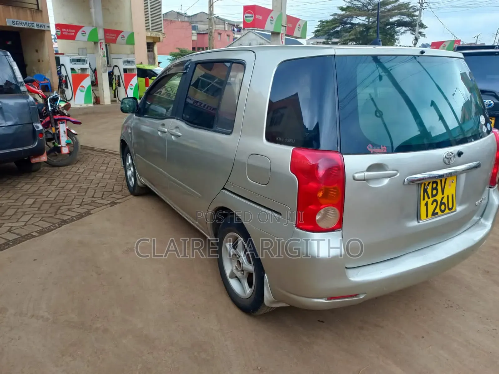 Toyota Raum 1.5 FWD 2008 Beige