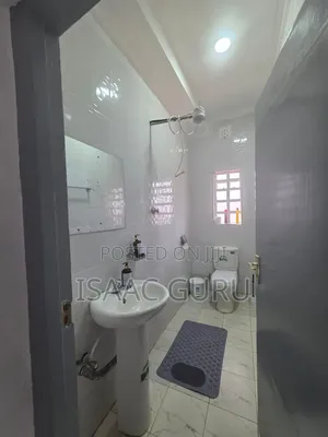 6 Bedroom Airbnb in Naivasha