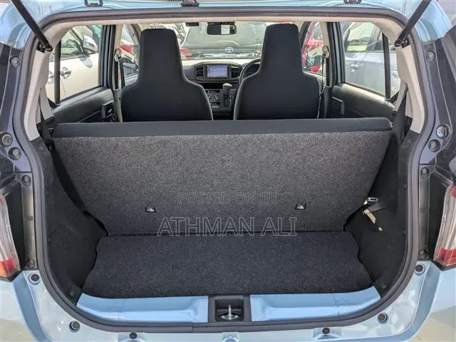 Daihatsu Mira 2019