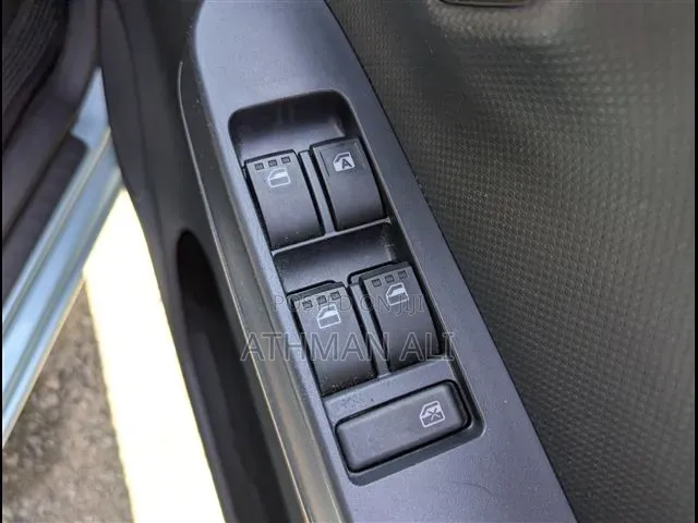 Daihatsu Mira 2019