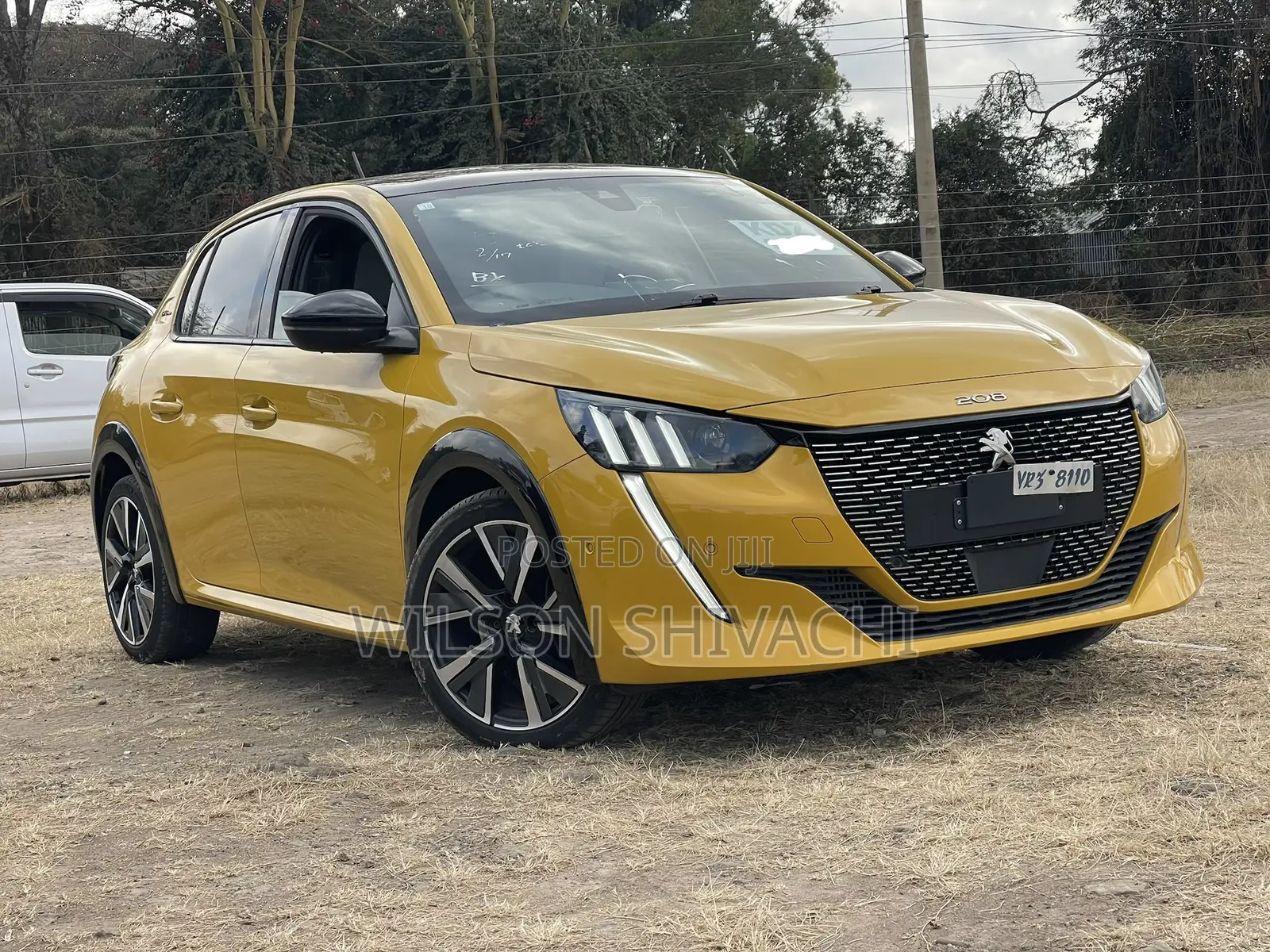 Peugeot 208 2020 Yellow