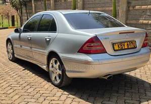 Mercedes-Benz C200 2007 Silver