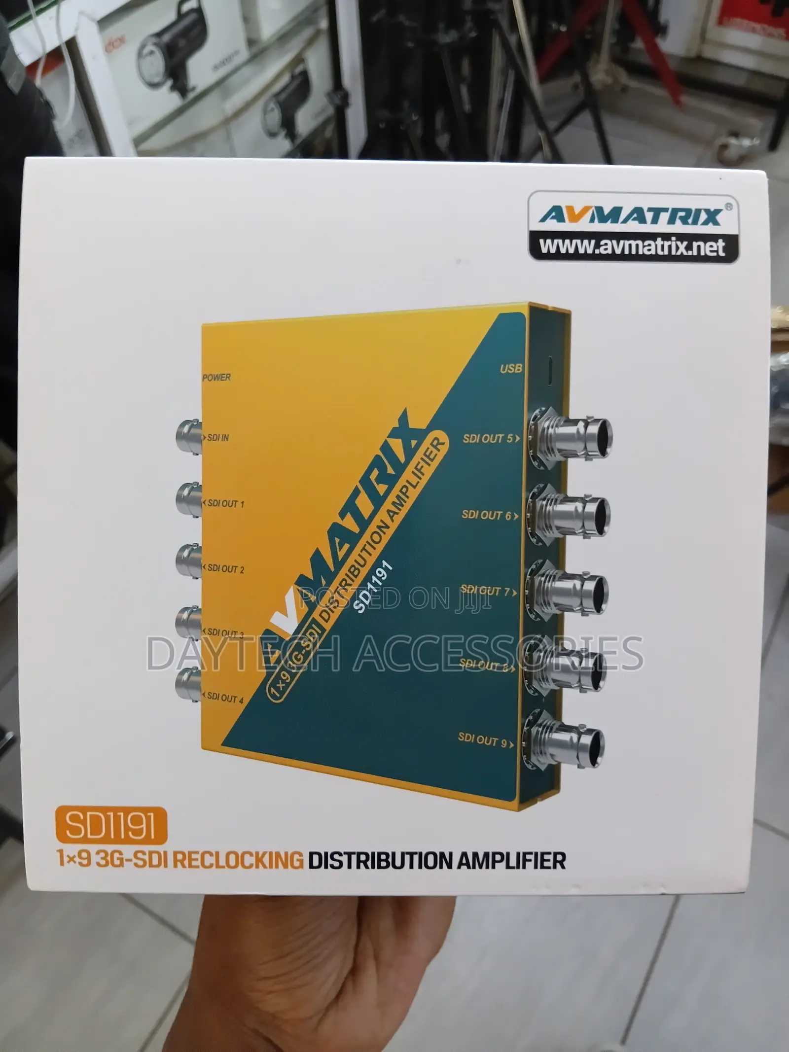 AVMatrix SD1191 1x9 3G SDI Re-Clocking Distribution Amplifier