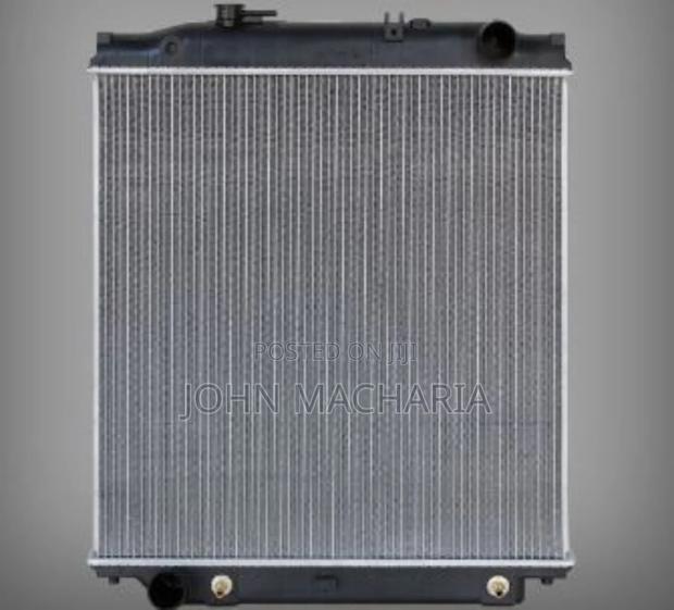 Engine Cooling Radiator for Isuzu FRR - thumbnail 2