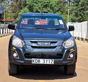 Isuzu D-MAX 2021 Green