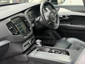 Volvo XC90 T5 R-Design FWD 2019 Silver