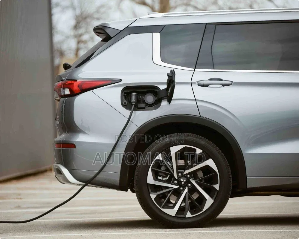 Genuine Mitsubishi Outlander Phev, Plug in Portable Charging Unit. OEM