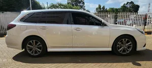 Subaru Legacy 2013 Pearl
