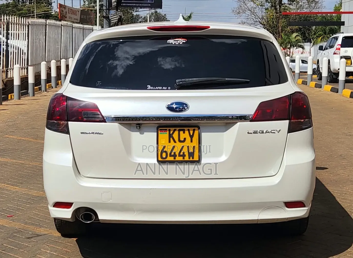 Subaru Legacy 2013 Pearl