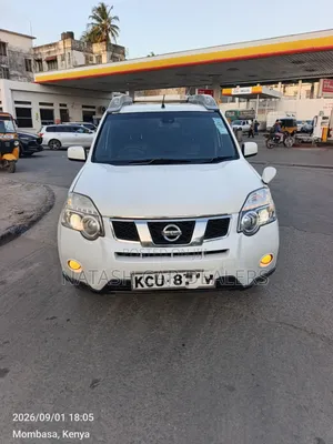 Nissan X-Trail 2012 White