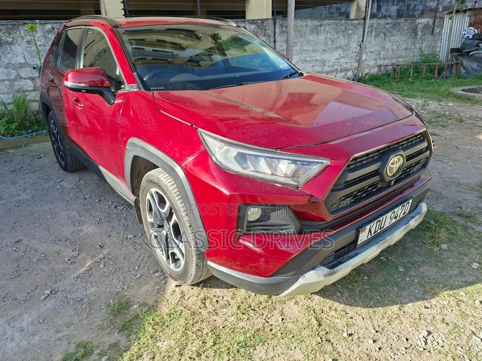 Toyota RAV4 2020 Maroon
