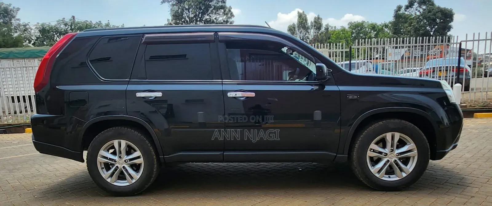 Nissan Serena 2010 Black