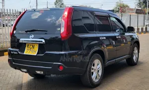 Nissan Serena 2010 Black