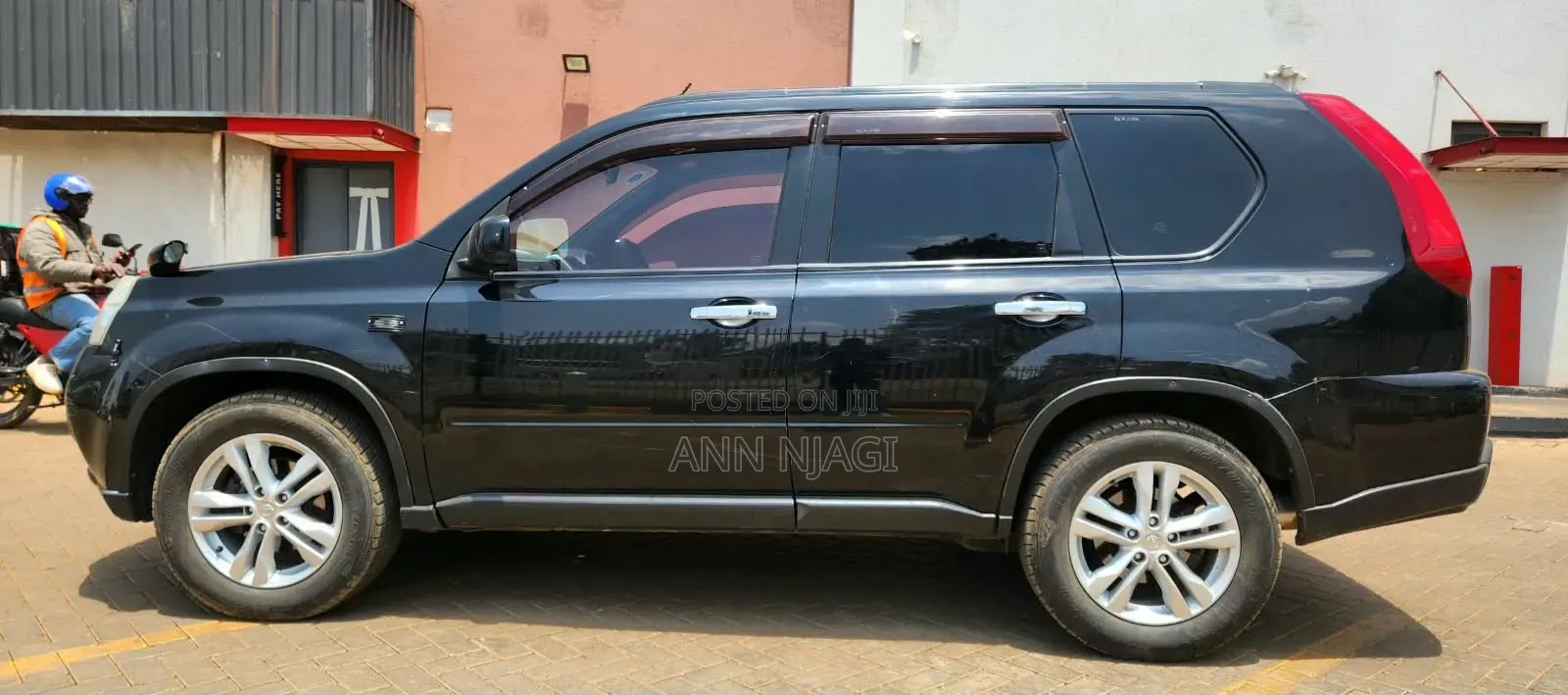 Nissan Serena 2010 Black