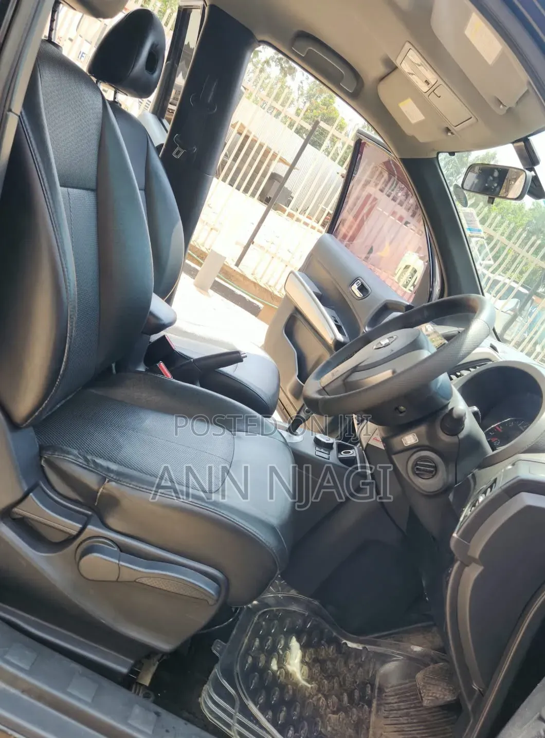 Nissan Serena 2010 Black