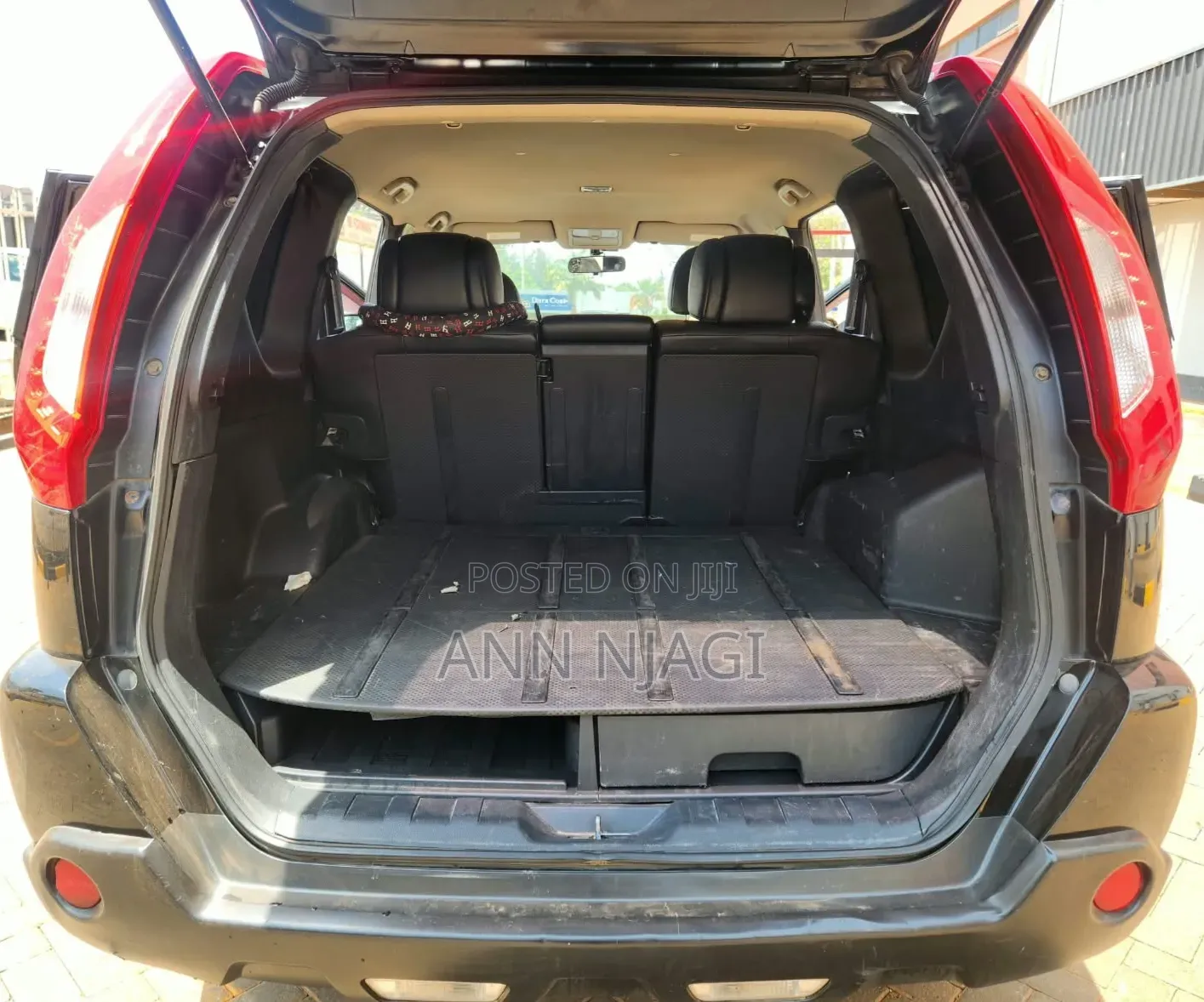 Nissan Serena 2010 Black