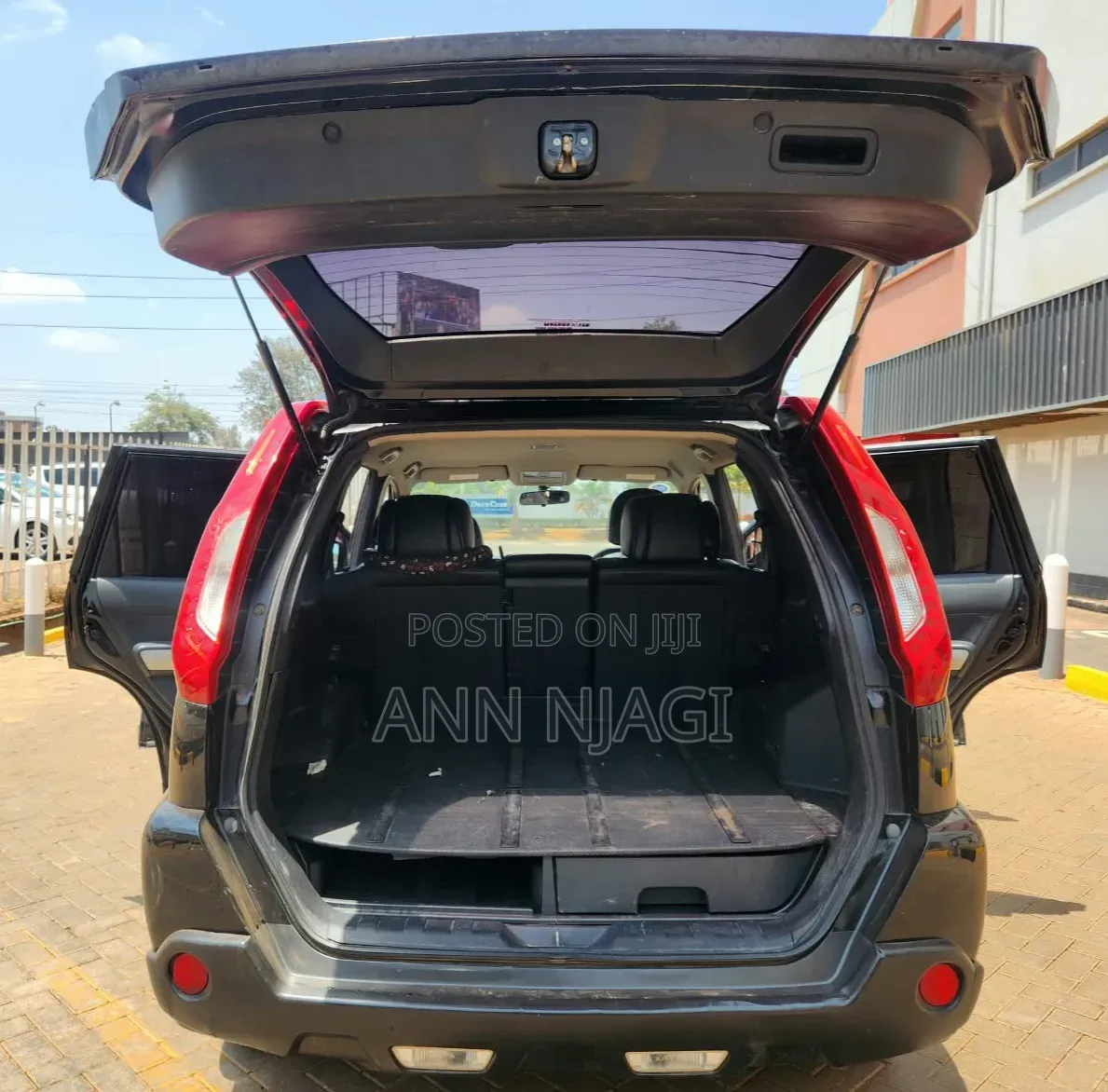 Nissan Serena 2010 Black