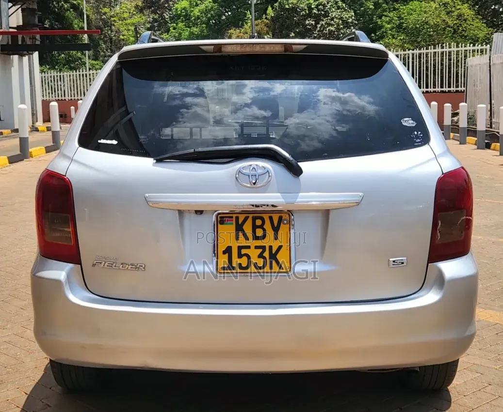 Toyota Corolla Fielder 1.8 Petrol FWD 2007 Silver