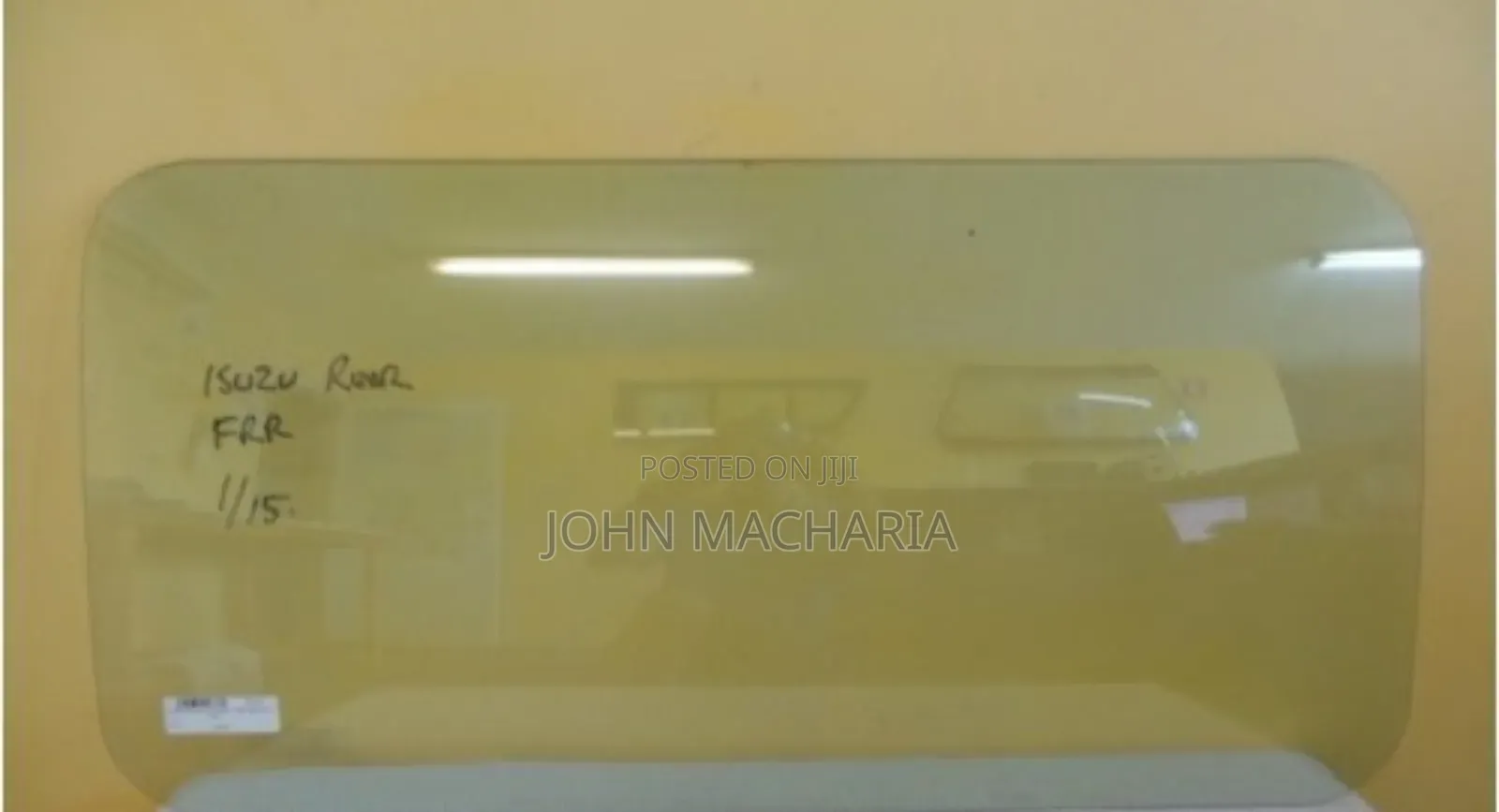 Front WindScreen for Isuzu FRR