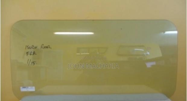 Front WindScreen for Isuzu FRR