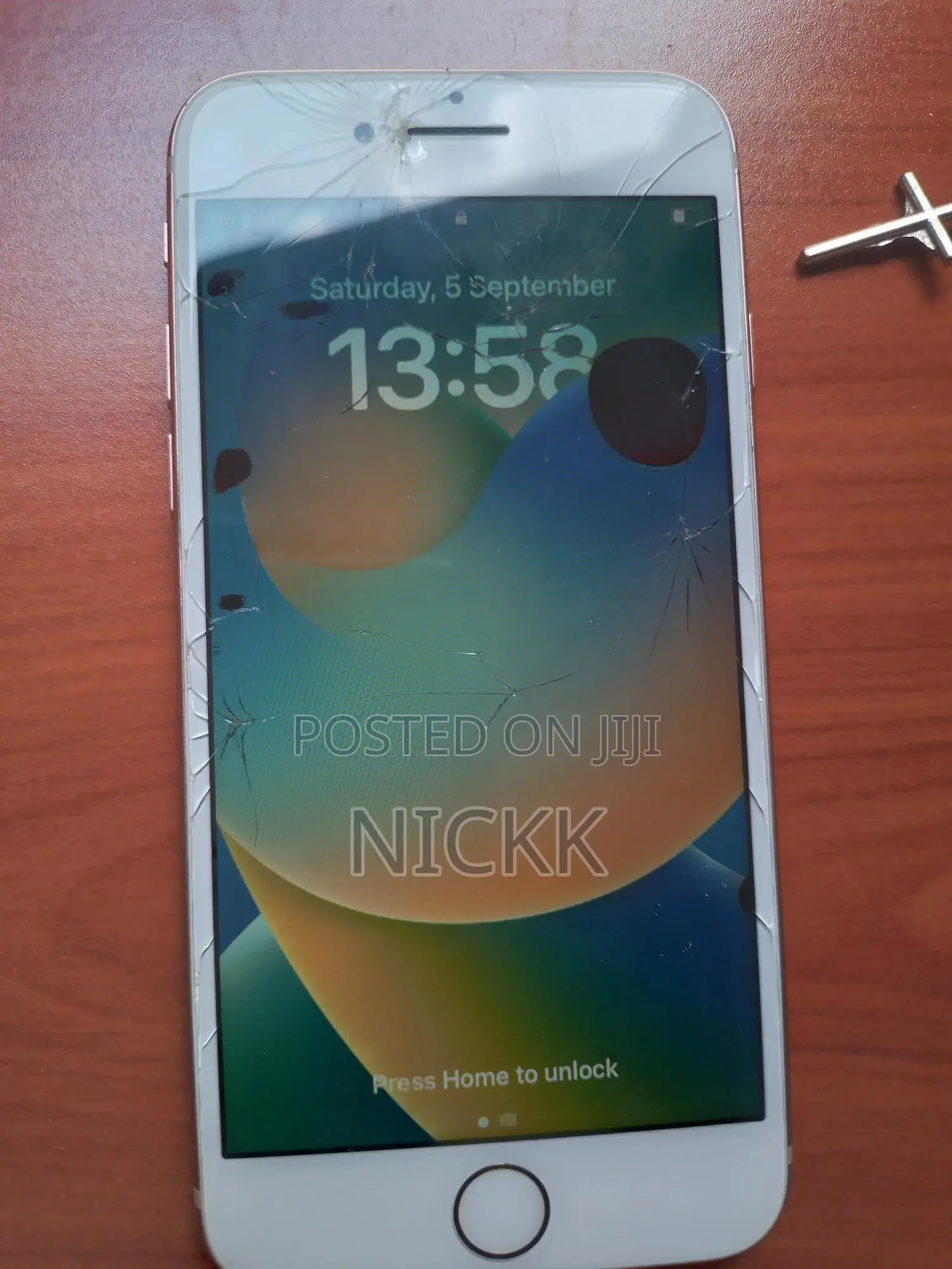 Apple iPhone 8 128 GB White
