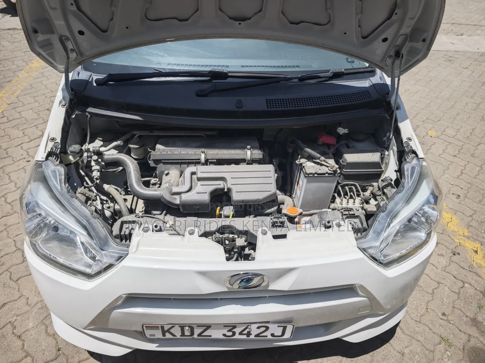 Daihatsu Mira 2019 White
