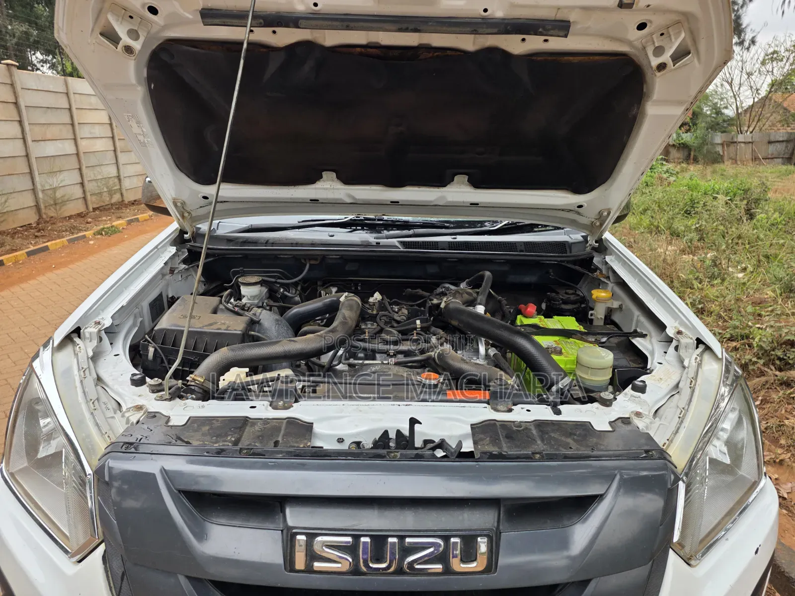 Isuzu D-MAX 2017 White
