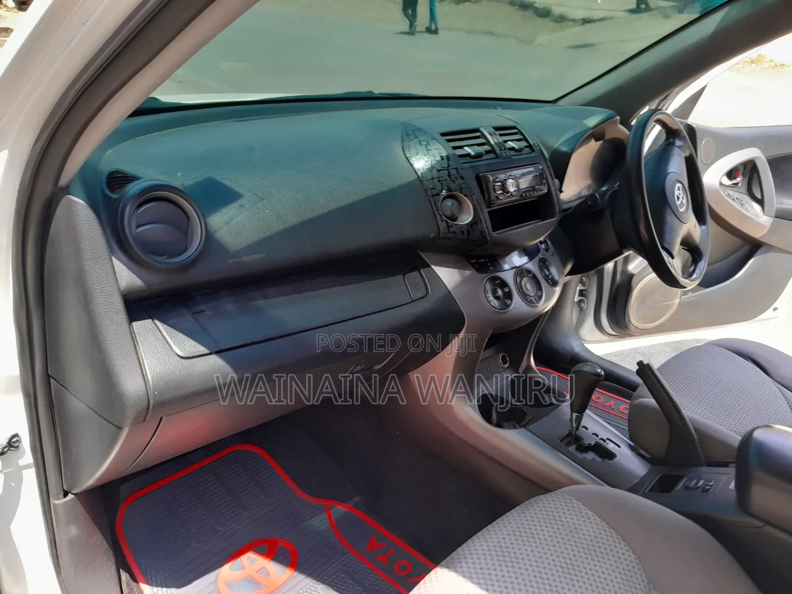 Toyota RAV4 2009 White